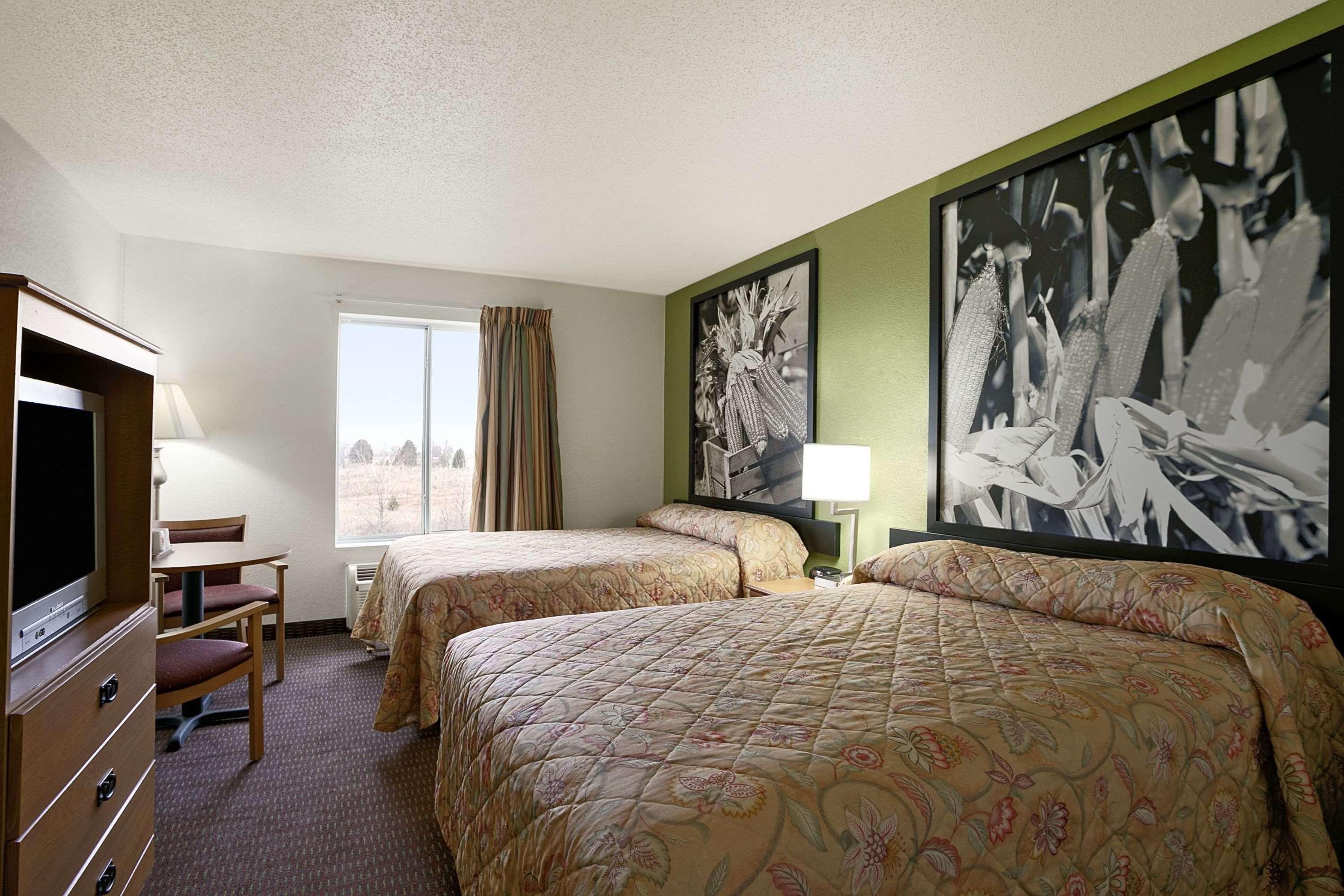 Hotel Super 8 By Wyndham Corydon Exterior foto